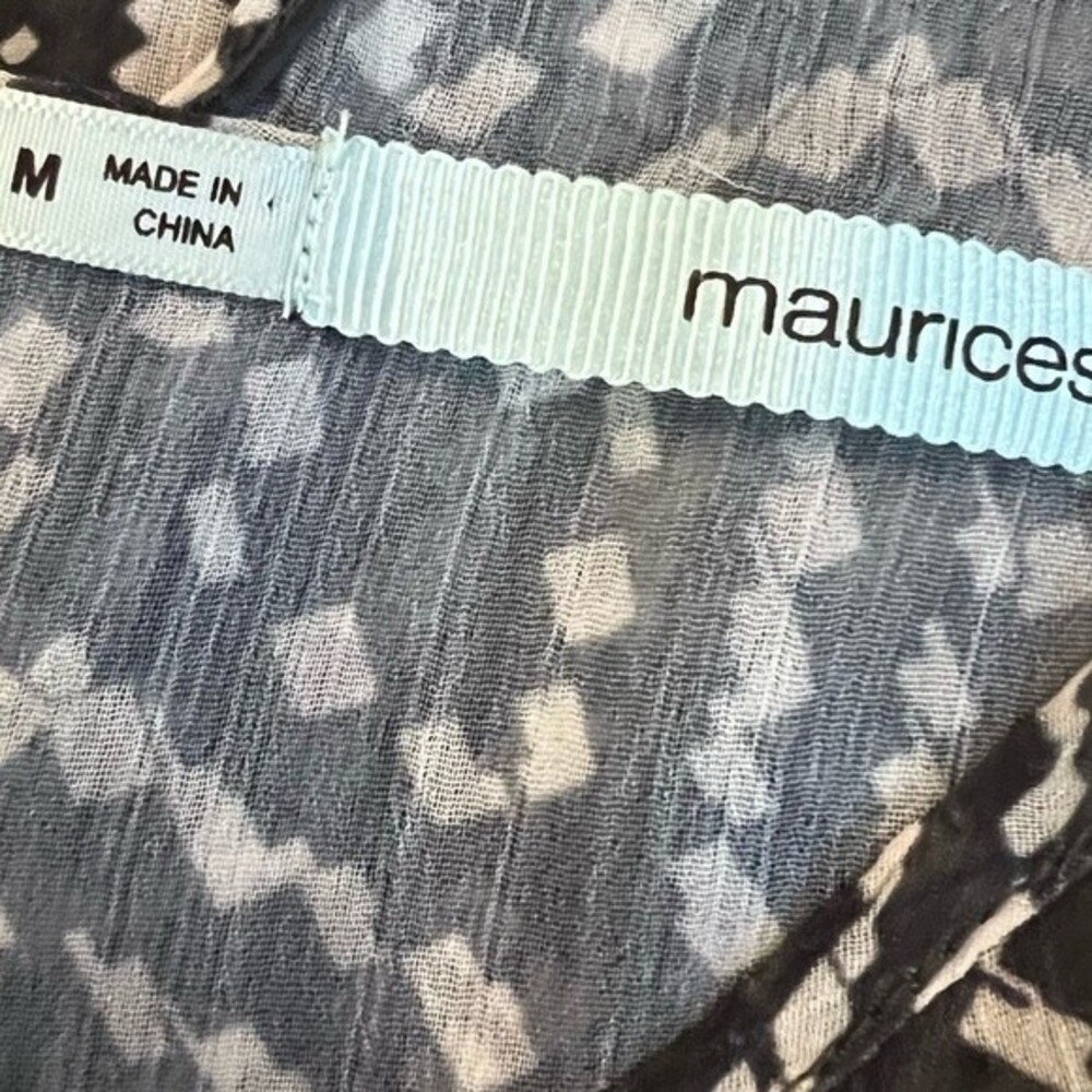 Maurice’s gray semi sheer abstract print cutout tank size medium - Picture 4 of 5